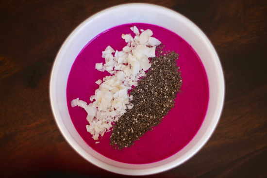 This Dragon Fruit {Pitaya} Smoothie Bowl is a cool, refreshing, good for you & filling meal. It's rich in vitamins and minerals and is gorgeous to look at! | sarahnspice.com