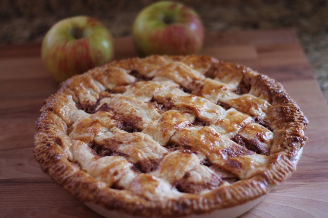 Spiced Apple Pie - Sarah 'n Spice