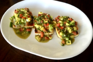 Fried Halloumi with Avocado Salsa is a delicious appetizer perfect for any occasion. Halloumi cheese has a high melting point that works great for frying! | sarahnspice.com